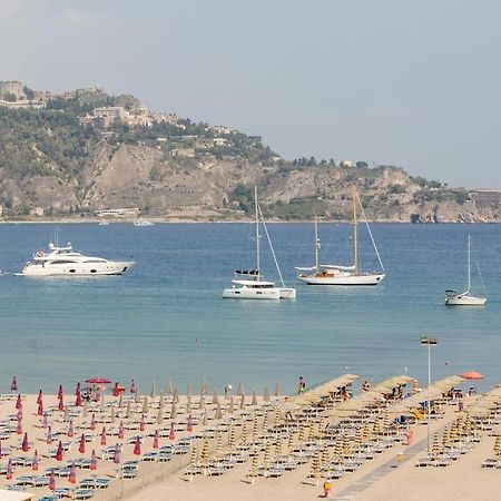 Kalaskiso' Giardini-Naxos Buitenkant foto
